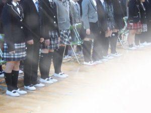 学校での集会風景